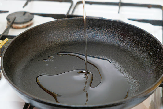 Cast iron skillet with oil